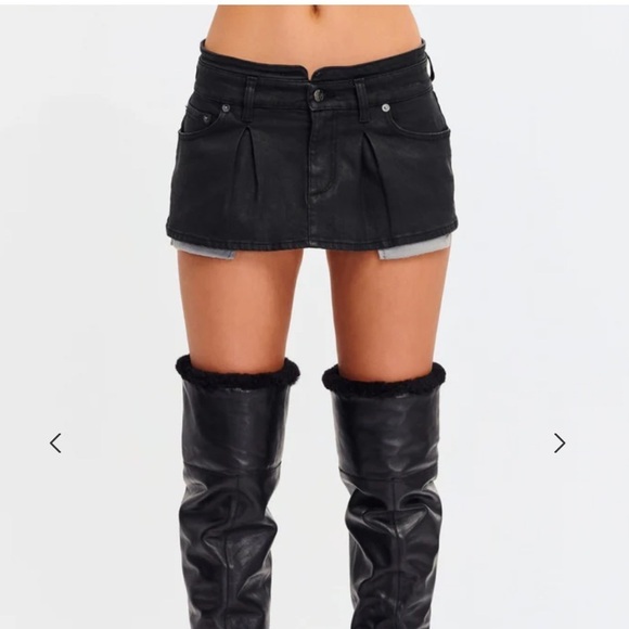 SER.O.YA RILEY WAX COATED BLACK DENIM MINI SKIRT 26 NEW Edgy Grunge Bikercore - Picture 1 of 14